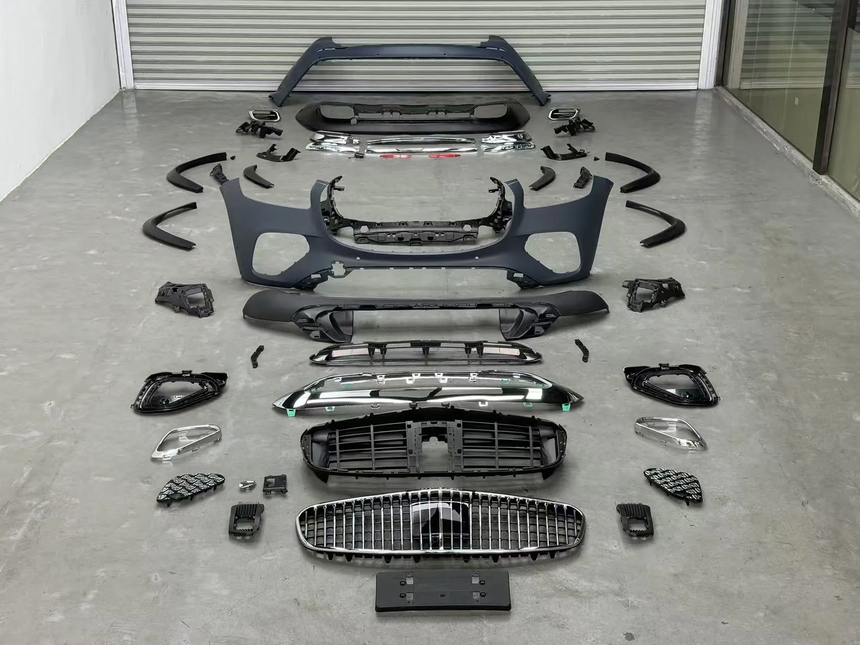 Compatible with 2020-2026 Mercedes-Benz GLS (X167) for upgrading to the 2026 GLS Maybach-Style Body Kit