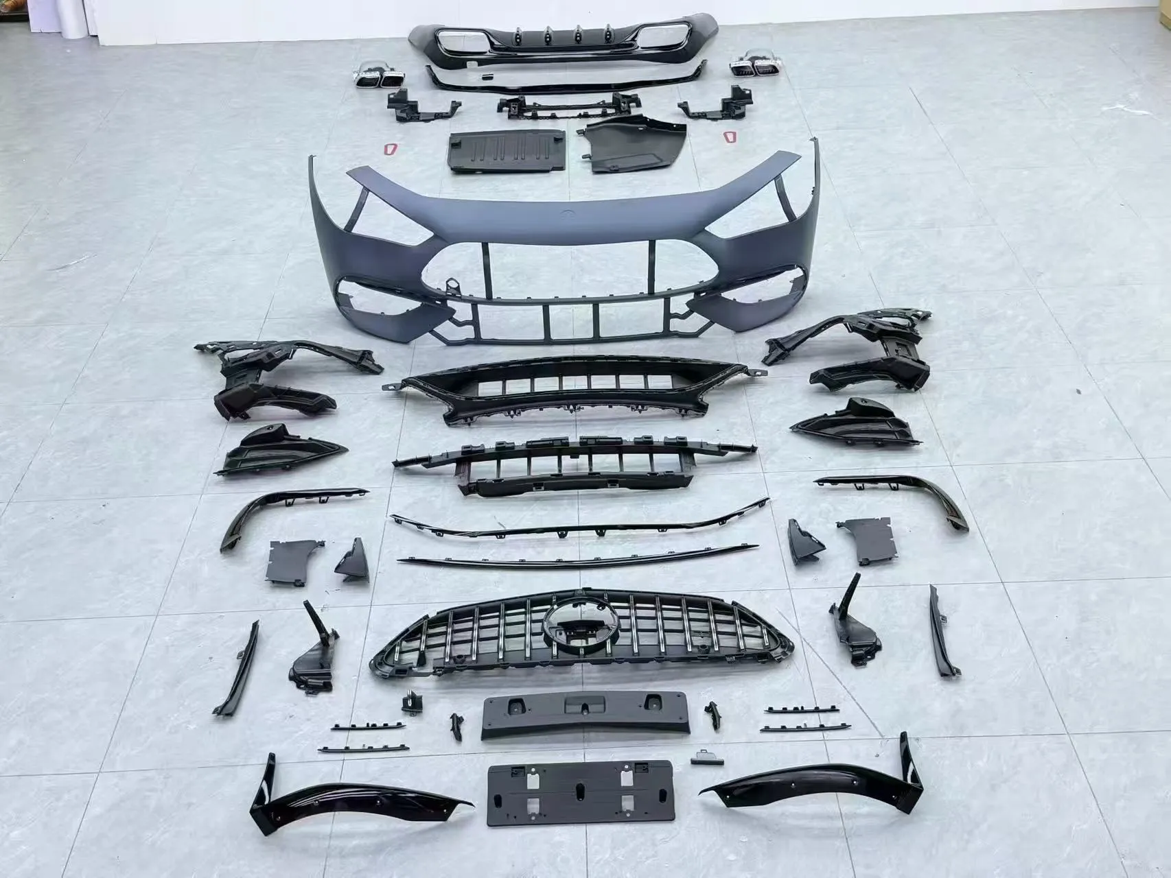 AMG CLE53 Style Body Kit Conversion for 2024-2026 Mercedes-Benz CLE (W236)