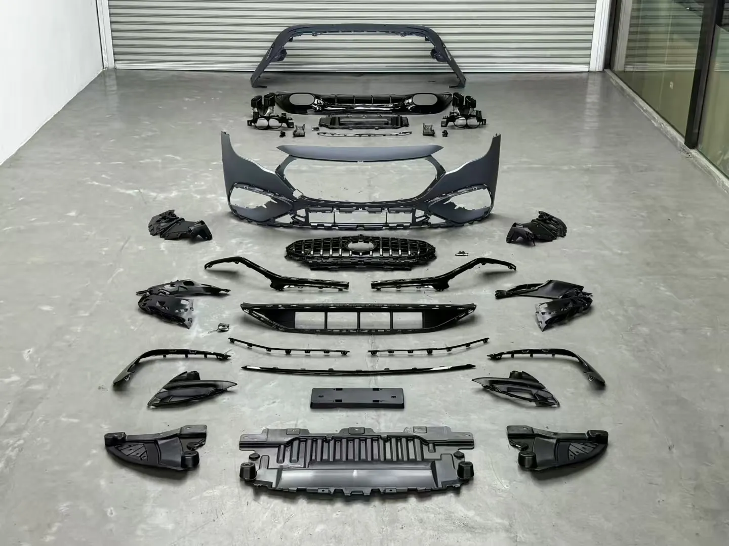 For 2024–2026 Mercedes-Benz E-Class (W214) Upgrade to AMG E53 Style Simplified Body Kit