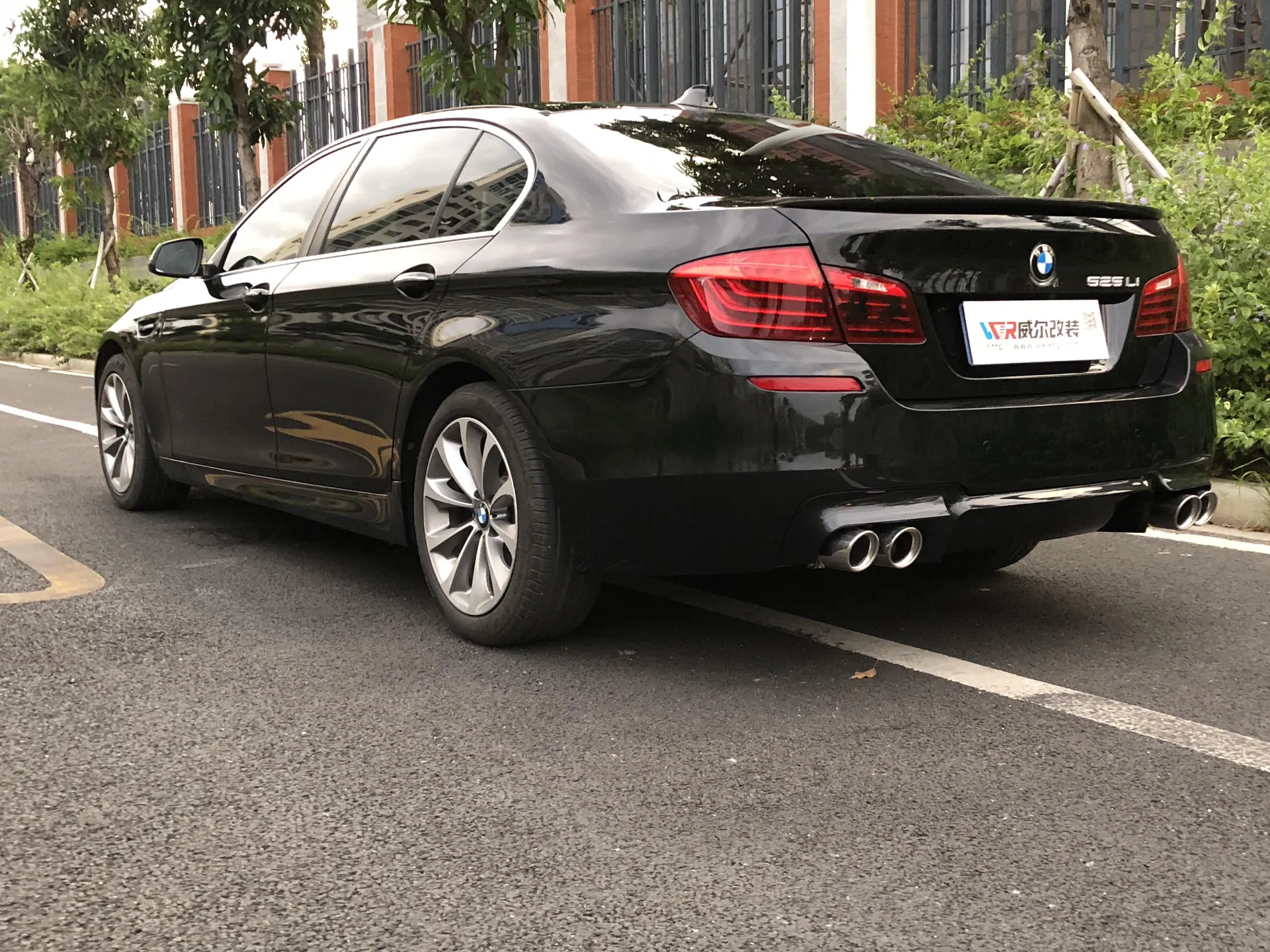 F10 old M5 rear effect image