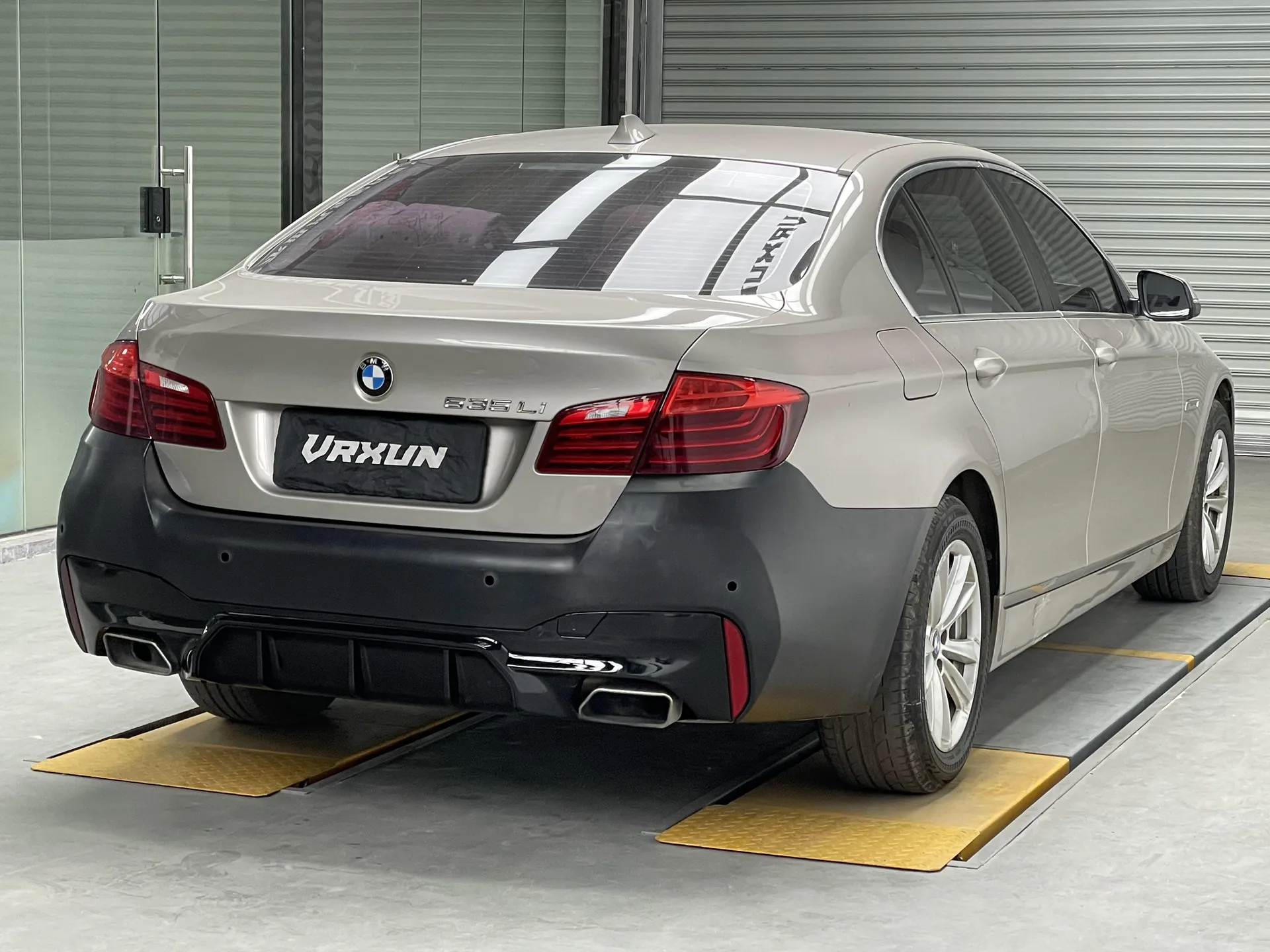 F18 to 2021 M5 square exhaust tips