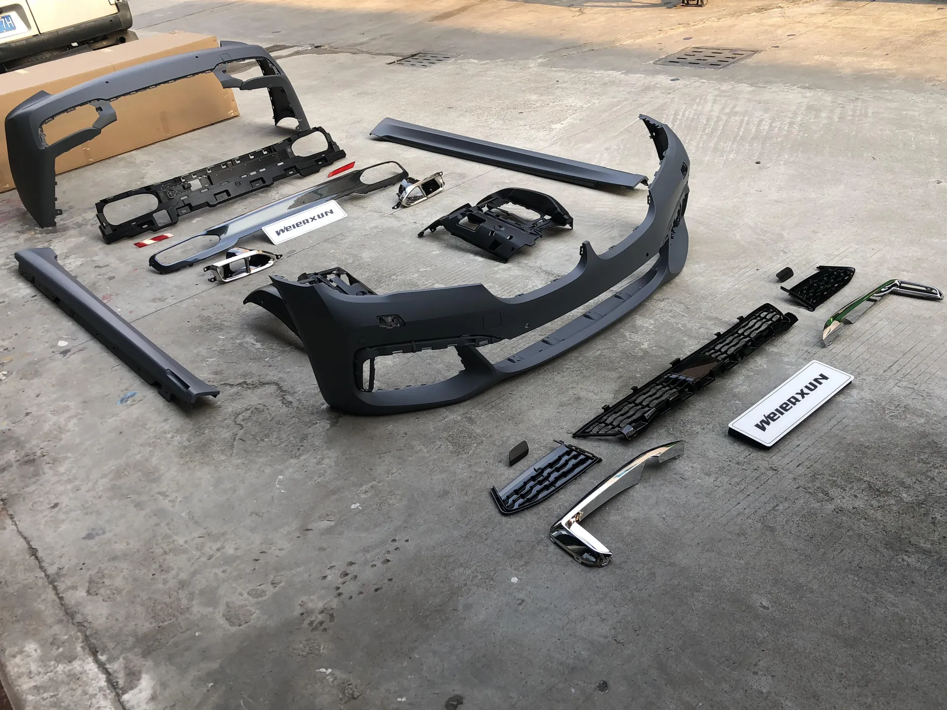 M-TECH Style Body Kit for 2016–2018 BMW 7 Series (G11/G12 Pre-Facelift)
