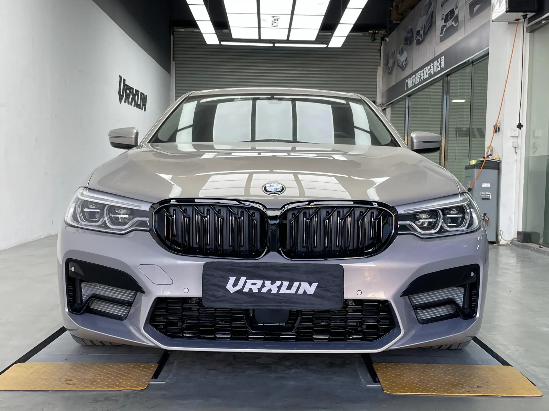 Front Bumper with Aluminum Air Intake Grille Rendering