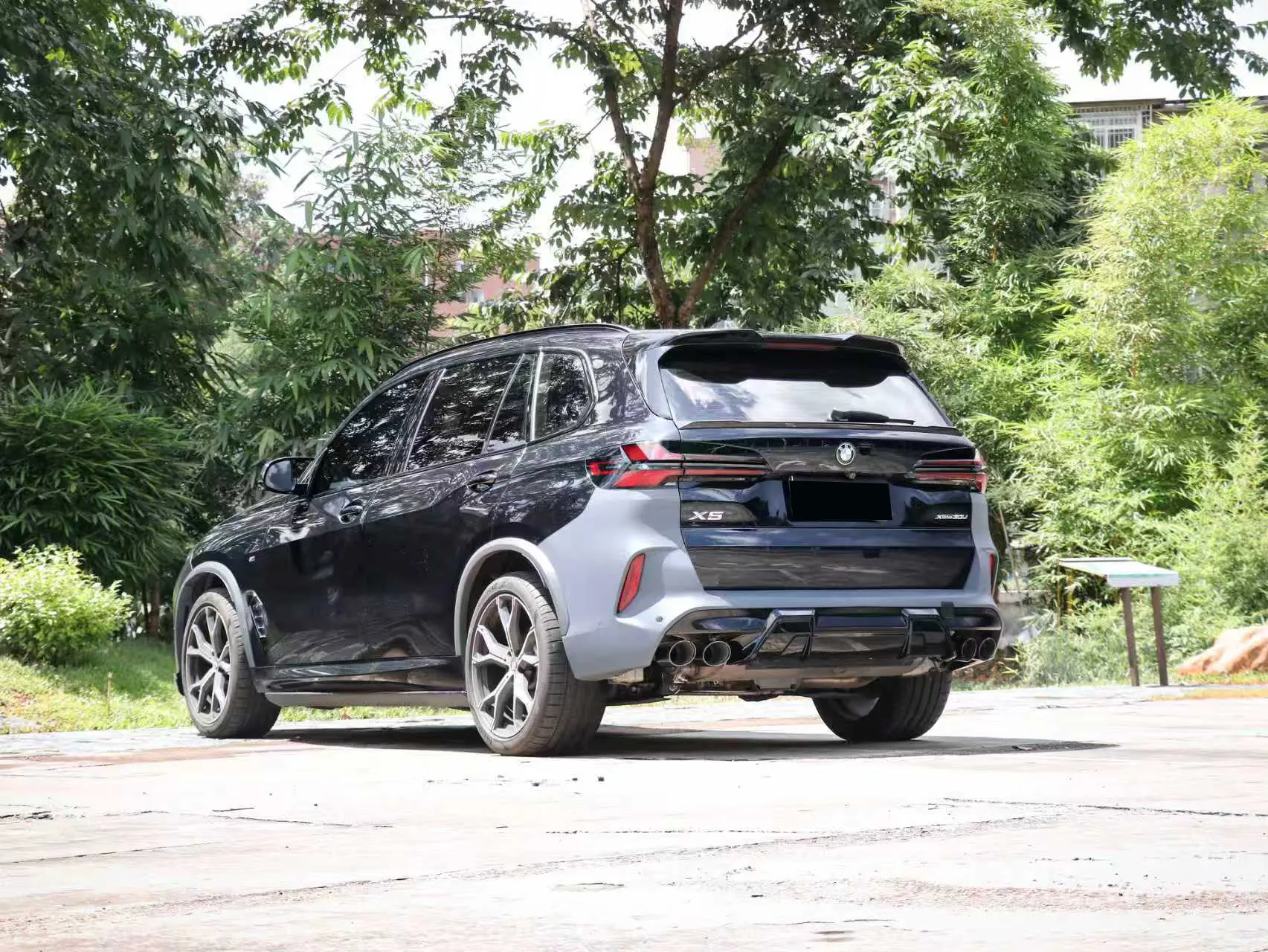 G05 Old-to-New X5M Rear Effect
