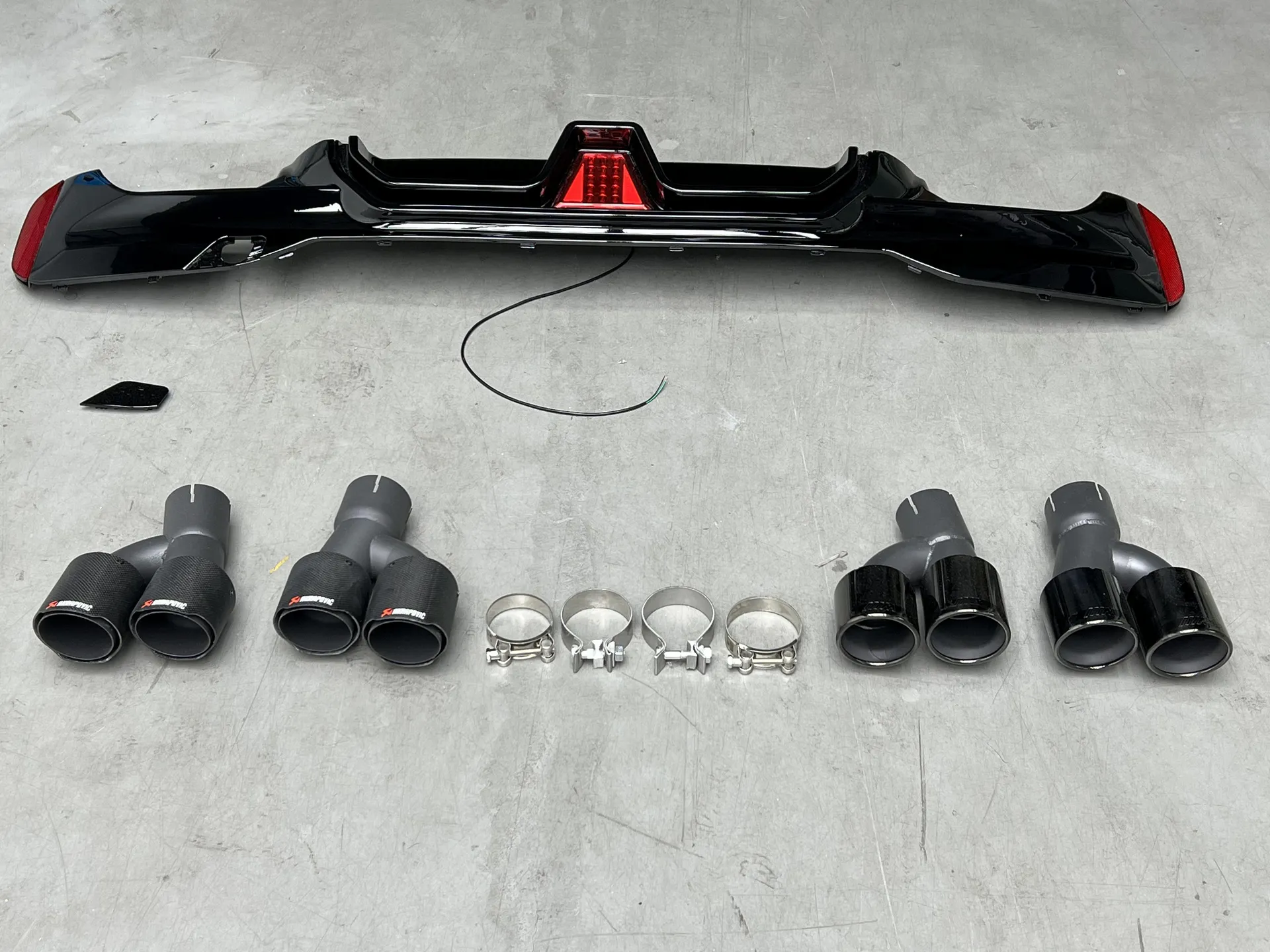 Actual Photos of G38 CS M5 Rear Lip