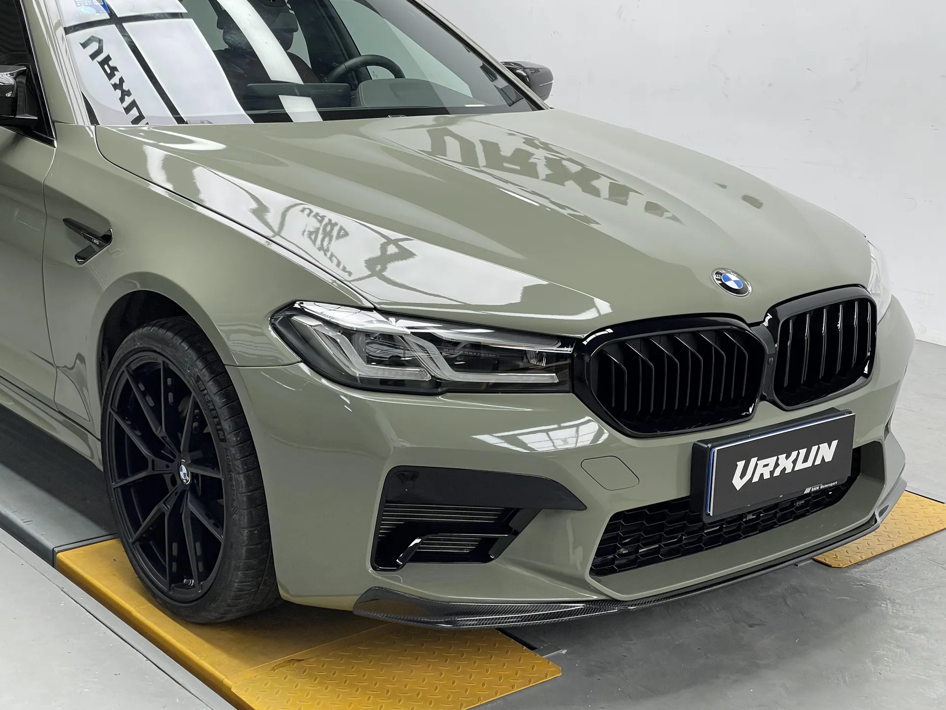 G30 M5 with Carbon Fiber Front Lip