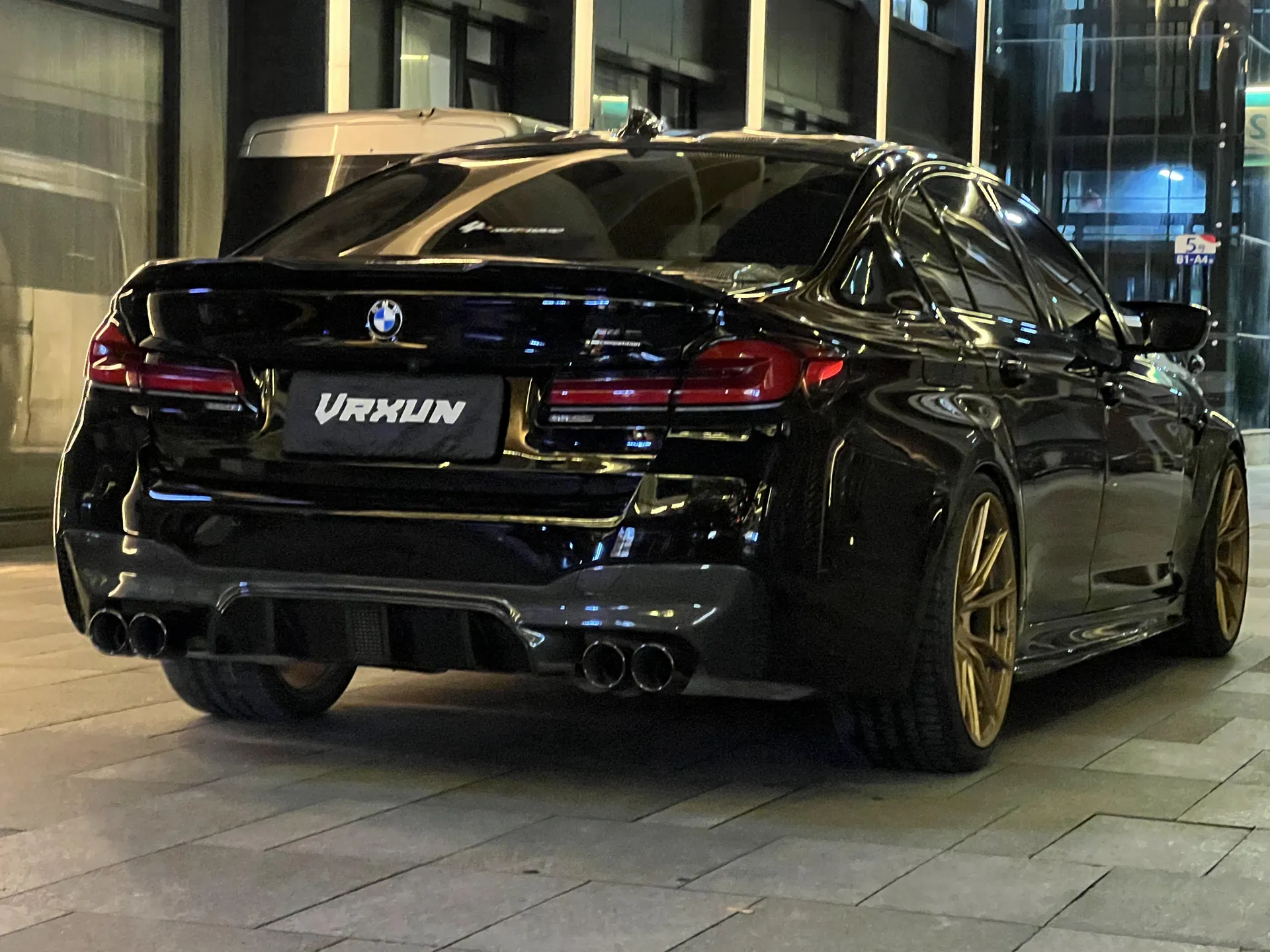 M5 Body Kit with Carbon Fiber Rear Lip