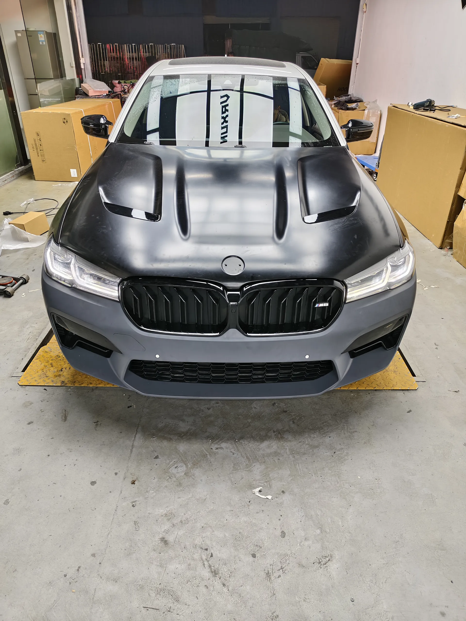 G38 CS hood installation result